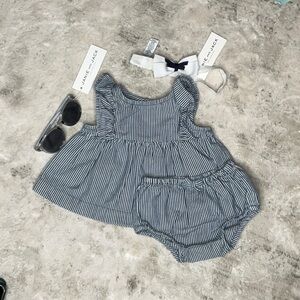 Cutest dress and bloomers for 0-3